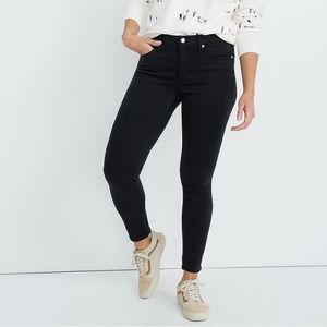 Madewell black 9” high rise skinny jeans. Size 28